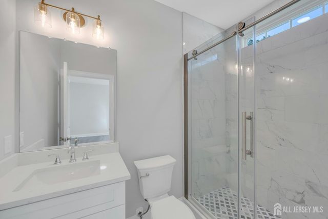 21 King Street, Edison, NJ 08820