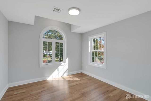 21 King Street, Edison, NJ 08820