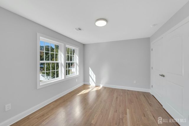 21 King Street, Edison, NJ 08820