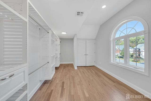 21 King Street, Edison, NJ 08820