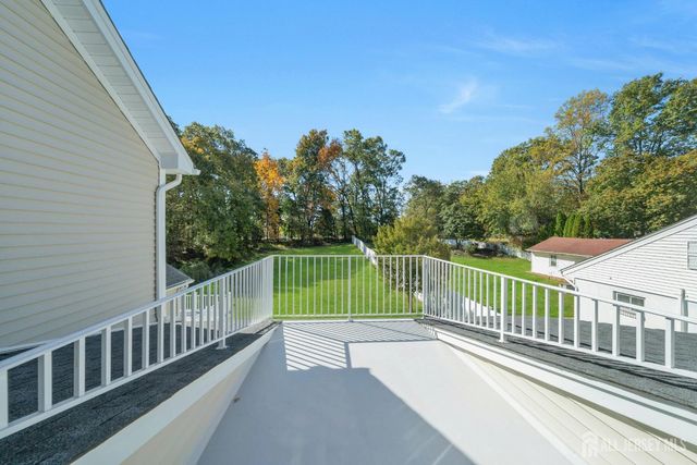 21 King Street, Edison, NJ 08820