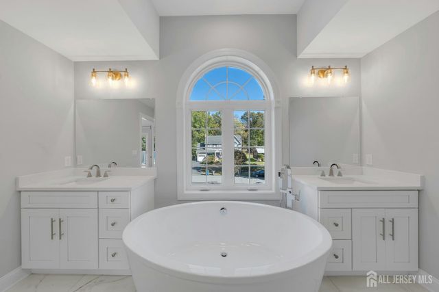 21 King Street, Edison, NJ 08820
