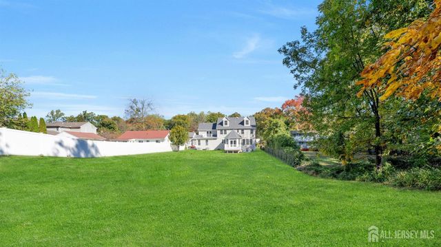21 King Street, Edison, NJ 08820
