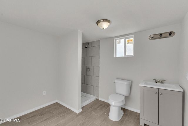 10284 Nirmal Drive, Socorro, TX 79927