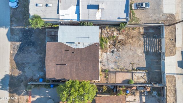 10284 Nirmal Drive, Socorro, TX 79927