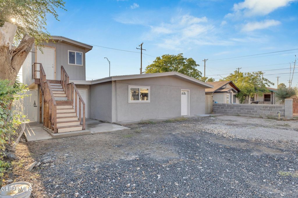 10284 Nirmal Drive, Socorro, TX 79927