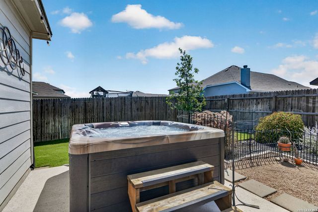 731 Red Barn, New Braunfels, TX 78130