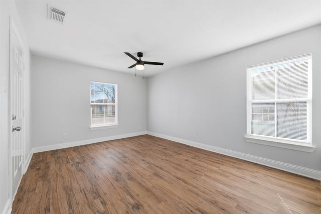 2541 Fordham Road, Dallas, TX 75216