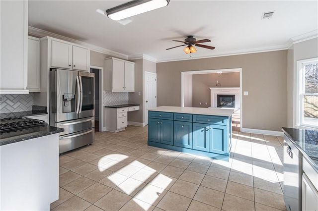 3147 Crestmont NW Way, Kennesaw, GA 30152