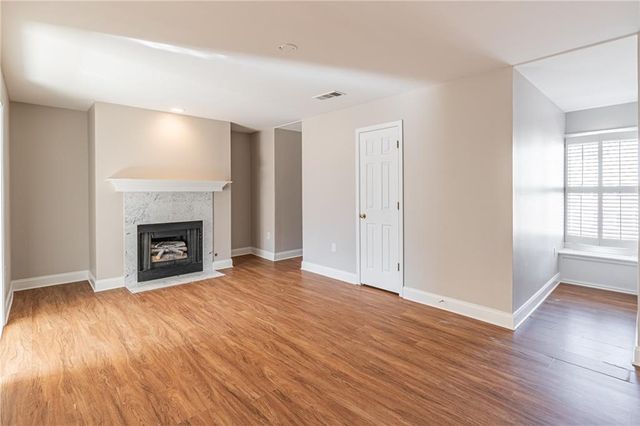 3147 Crestmont NW Way, Kennesaw, GA 30152