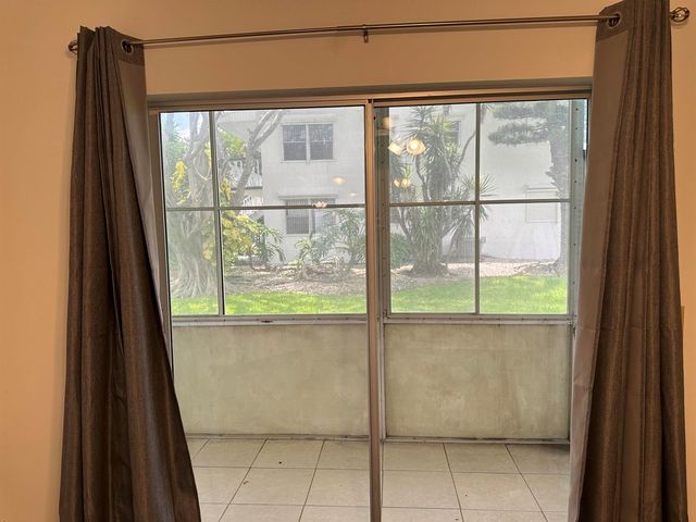 2 CANTERBURY A 2, West Palm Beach, FL 33417