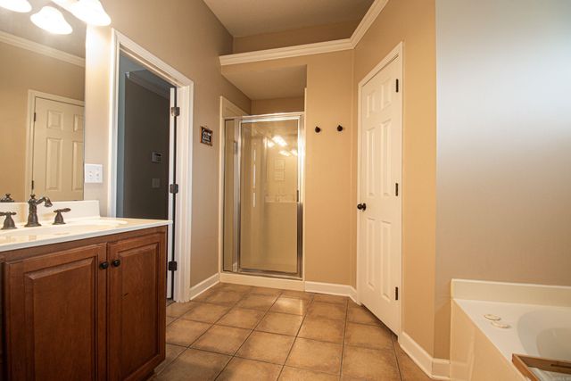 37 Lakeland Drive, Cabot, AR 72023