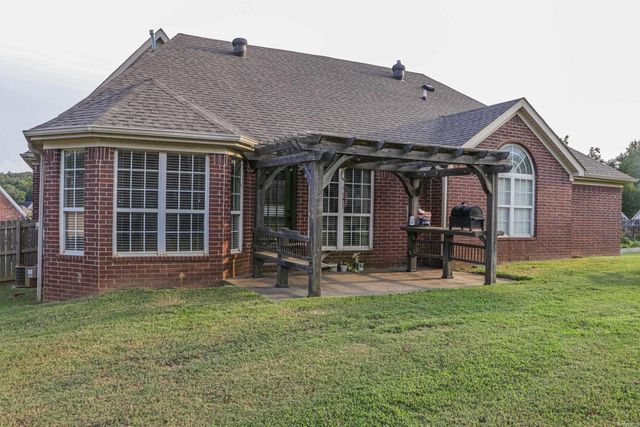 37 Lakeland Drive, Cabot, AR 72023