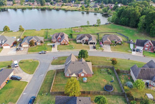 37 Lakeland Drive, Cabot, AR 72023