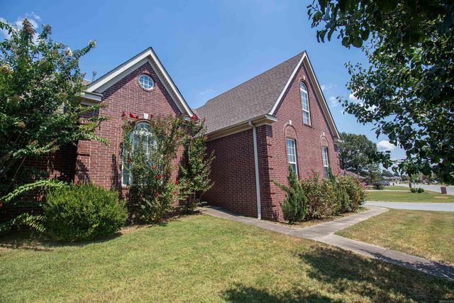 37 Lakeland Drive, Cabot, AR 72023