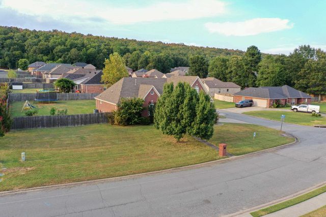37 Lakeland Drive, Cabot, AR 72023
