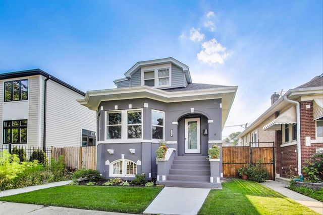 5524 N Luna Avenue, Chicago, IL 60630