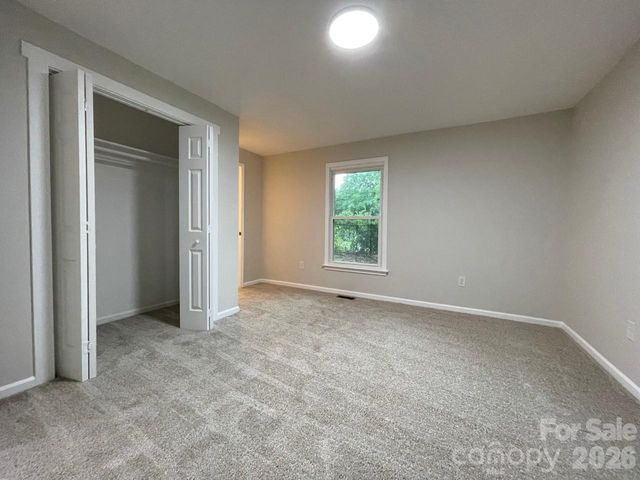 1617 W 4th Avenue, Gastonia, NC 28052