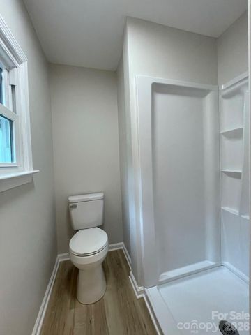 1617 W 4th Avenue, Gastonia, NC 28052