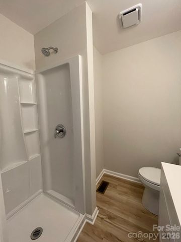 1617 W 4th Avenue, Gastonia, NC 28052