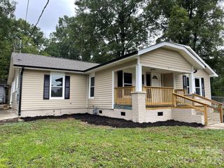 1617 W 4th Avenue, Gastonia, NC 28052