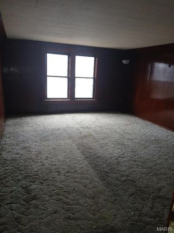 1213 Diamond Street, Alton, IL 62002