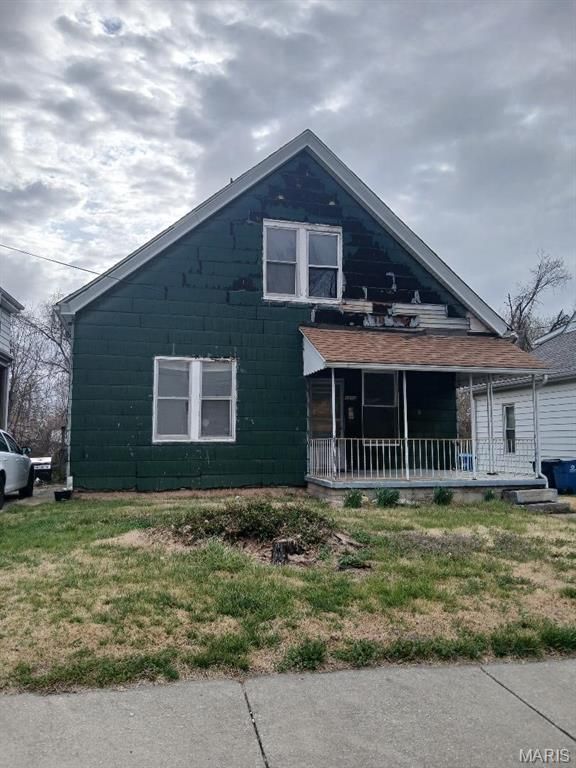 1213 Diamond Street, Alton, IL 62002