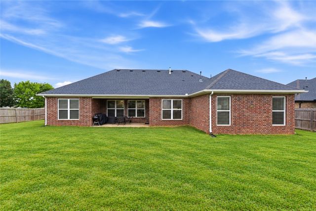 900 Estes Drive, Pea Ridge, AR 72751