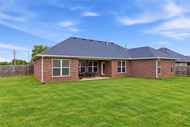 900 Estes Drive, Pea Ridge, AR 72751