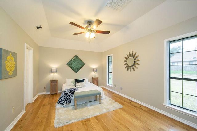 13102 Villa Park DR, Austin, TX 78729