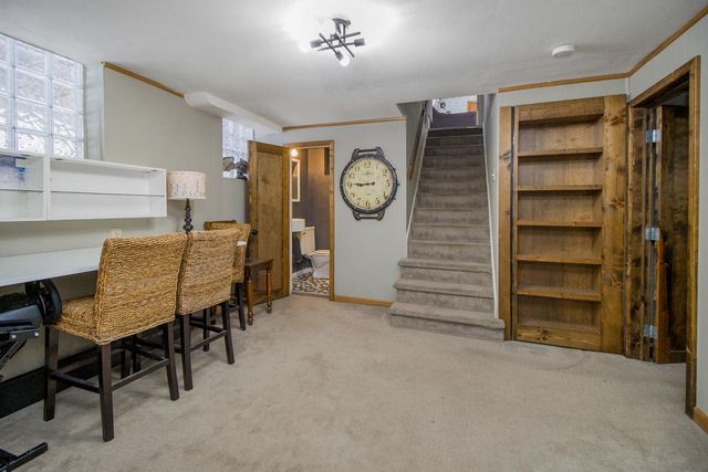 2414 W Old Shakopee Road, Bloomington, MN 55431