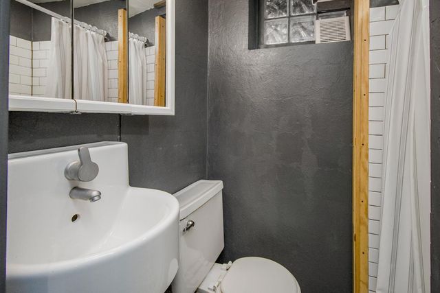 2414 W Old Shakopee Road, Bloomington, MN 55431