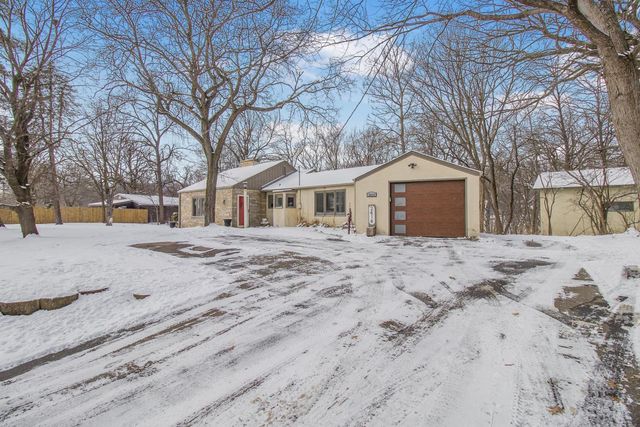 2414 W Old Shakopee Road, Bloomington, MN 55431