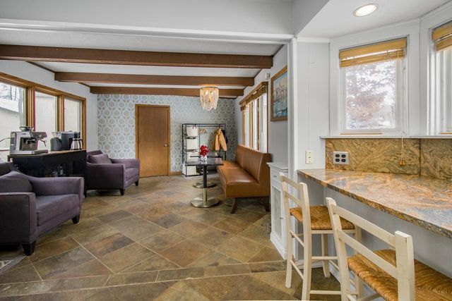 2414 W Old Shakopee Road, Bloomington, MN 55431