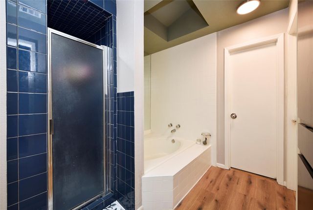 2527 Live Oak Drive, Rosenberg, TX 77471