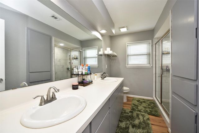 2527 Live Oak Drive, Rosenberg, TX 77471