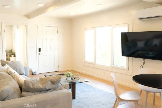 420 W Graves Avenue B, Monterey Park, CA 91754