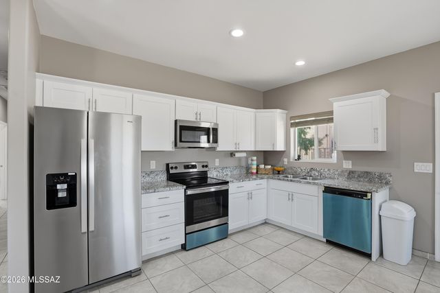 551 W Thurber Road, Tucson, AZ 85705