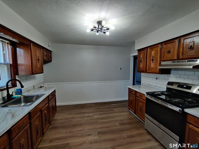 141 Hawkins Street, Derby, CT 06418