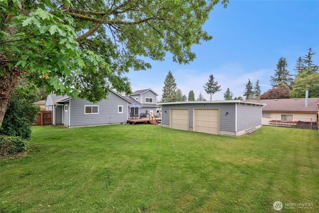 9015 218th Street SW, Edmonds, WA 98026
