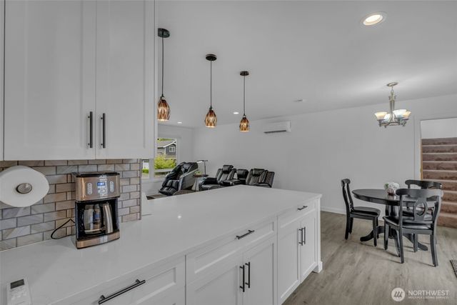 9015 218th Street SW, Edmonds, WA 98026