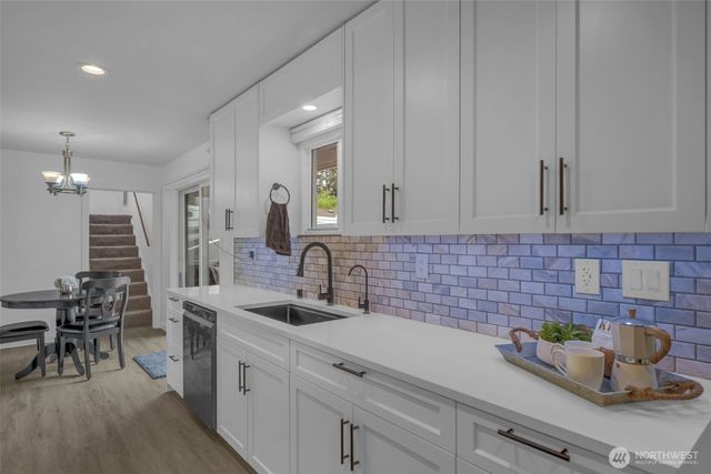 9015 218th Street SW, Edmonds, WA 98026