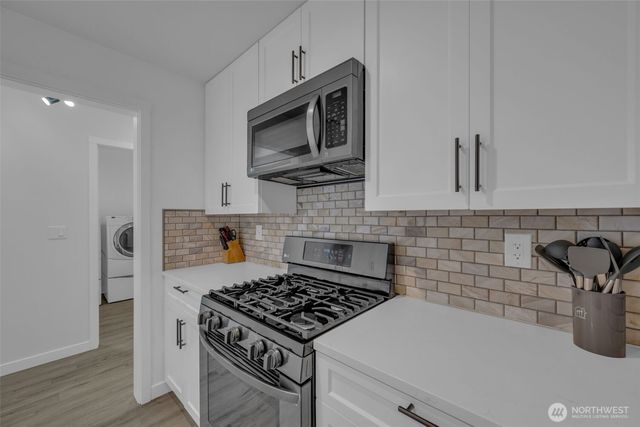 9015 218th Street SW, Edmonds, WA 98026