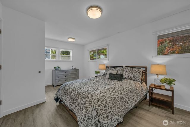 9015 218th Street SW, Edmonds, WA 98026