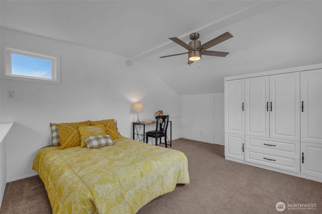 9015 218th Street SW, Edmonds, WA 98026