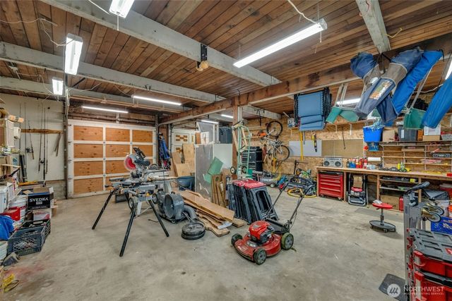 9015 218th Street SW, Edmonds, WA 98026