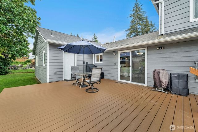 9015 218th Street SW, Edmonds, WA 98026