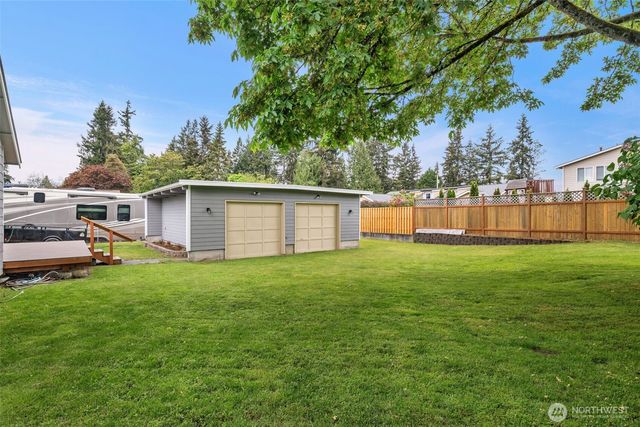 9015 218th Street SW, Edmonds, WA 98026