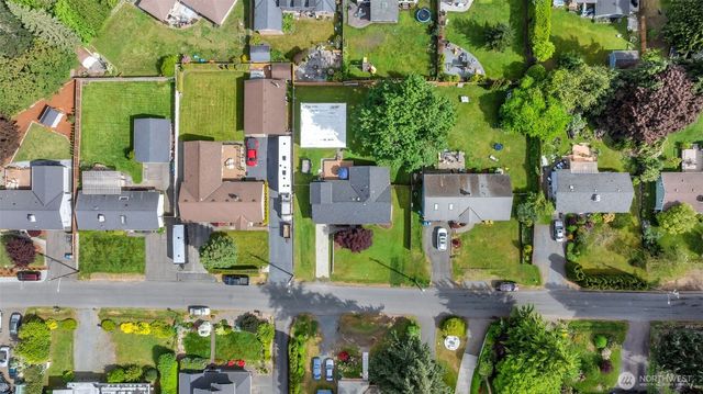 9015 218th Street SW, Edmonds, WA 98026
