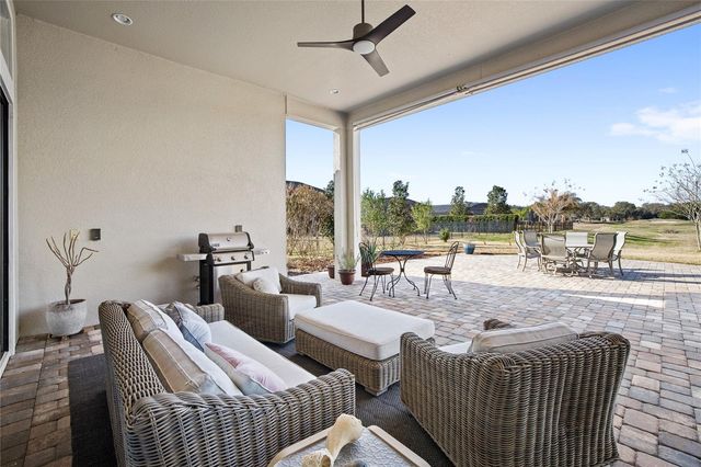 25620 GRANDVIEW POINTE, Sorrento, FL 32776